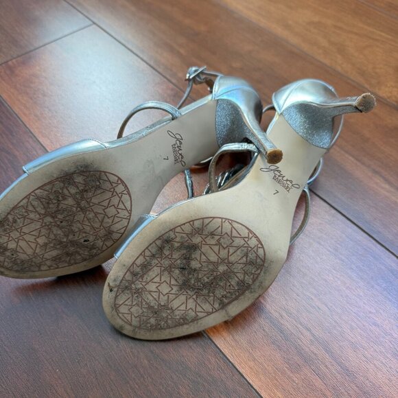 Jewel Badgley Mischka Kalama Heels Size 7 Silver - Picture 3 of 5